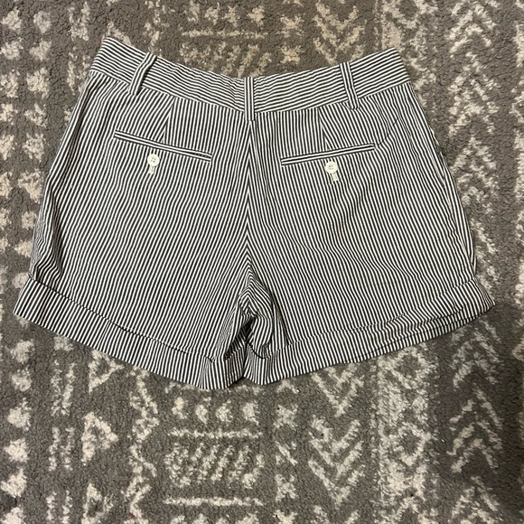 Ralph Lauren Black and White Striped Women Shorts size 4 (SKU P202) - Picture 9 of 9